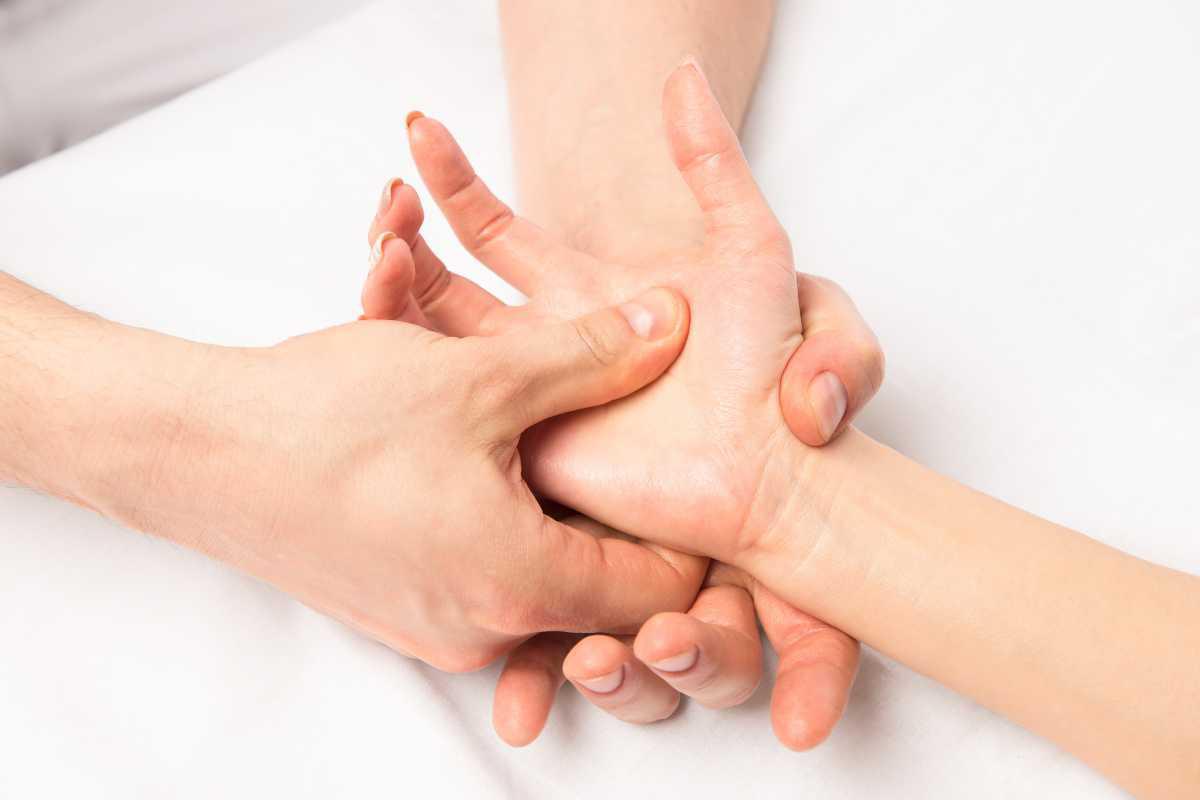 Körpermassage im Freihandstil