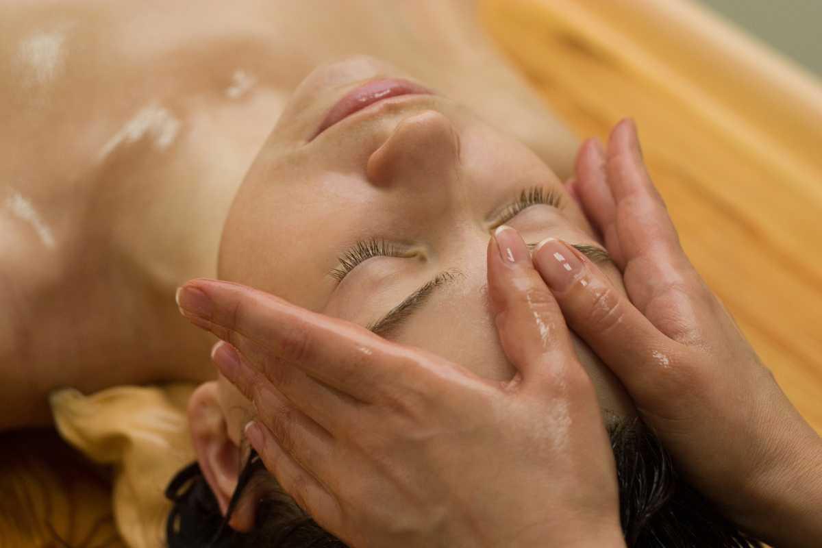 Körpermassage im Freihandstil