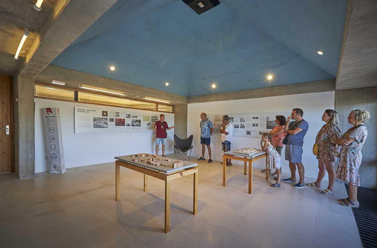  Visita al Poblat Hifrensa i Petit Museu Escola Àster Antonio Bonet