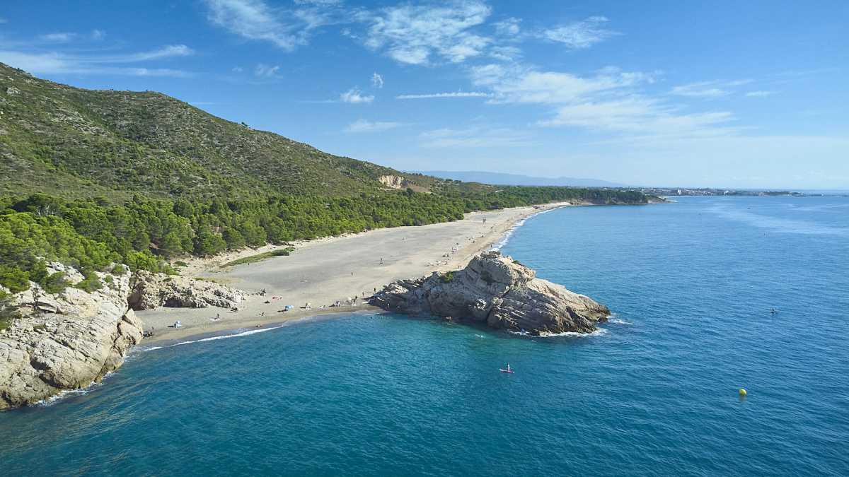 L’Hospitalet de l’Infant vist des del mar L’Hospitalet de l’Infant vist des del mar