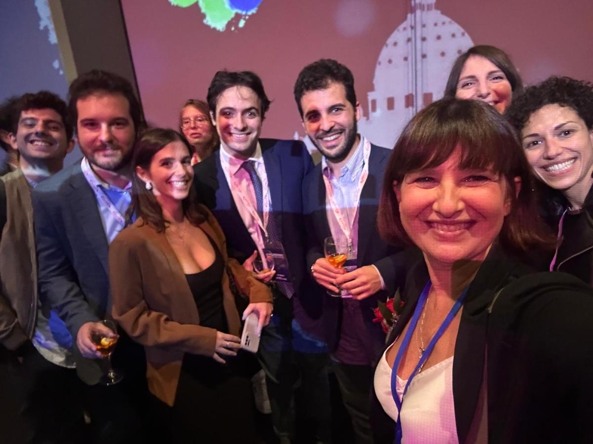 Modalità di contatto con il centro Modalità di contatto con il centro