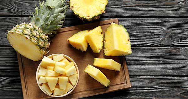 Piña: la fruta que contiene melatonina y favorece un mejor sueño Piña: la fruta que contiene melatonina y favorece un mejor sueño