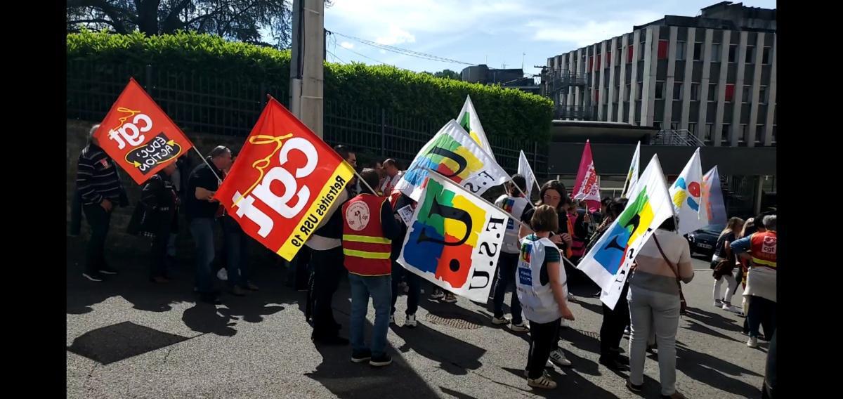 13 mai : une soixantaine de participants devant la PREF19