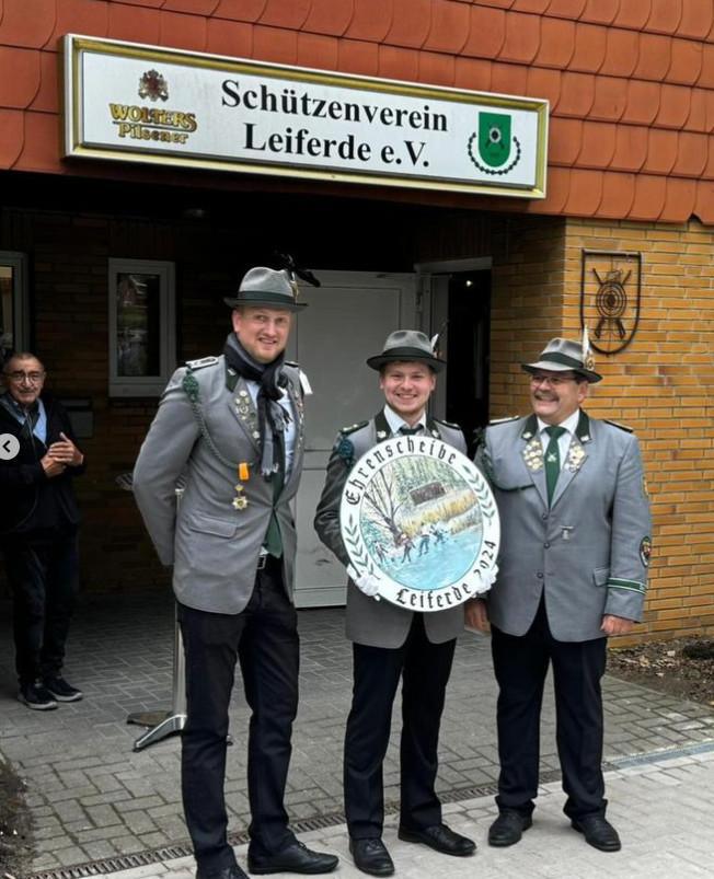 Eine alte Tradition des Schützenverein Leiferde wurde wiederbelebt.