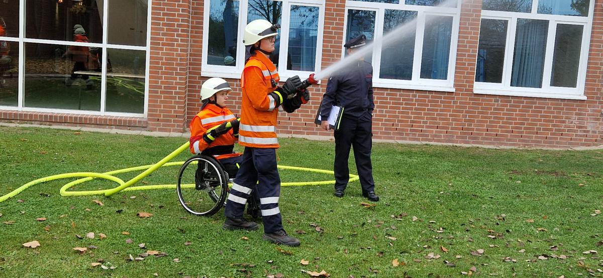 19 Feuerwehrleute aus der SG Meinersen meistern erfolgreich neue Qualifikationsstufe II  19 Feuerwehrleute aus der SG Meinersen meistern erfolgreich neue Qualifikationsstufe II