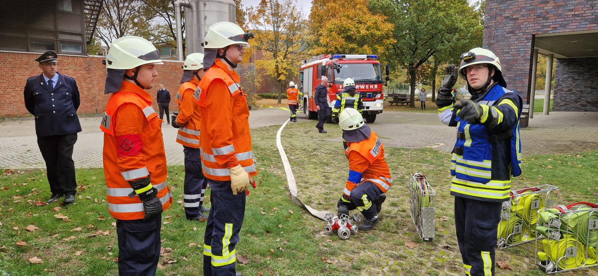 19 Feuerwehrleute aus der SG Meinersen meistern erfolgreich neue Qualifikationsstufe II  19 Feuerwehrleute aus der SG Meinersen meistern erfolgreich neue Qualifikationsstufe II
