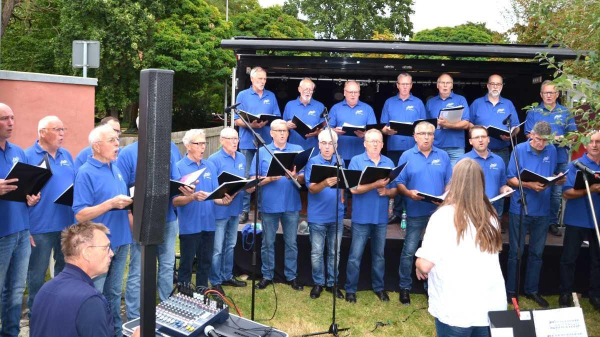 MGV Seershausen begeistert beim Gifhorner Altstadtfest MGV Seershausen begeistert beim Gifhorner Altstadtfest
