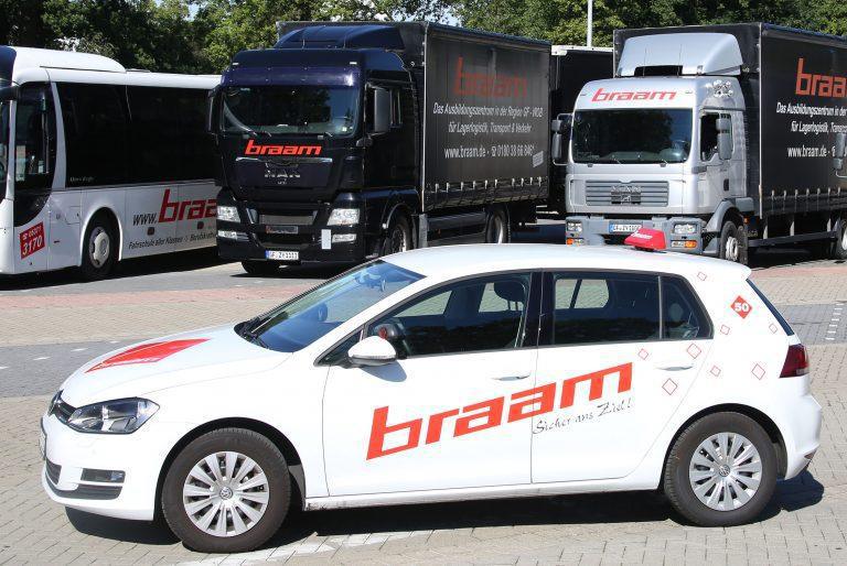 Fahrschule braam wünscht ein Frohes Neues Jahr 2026!