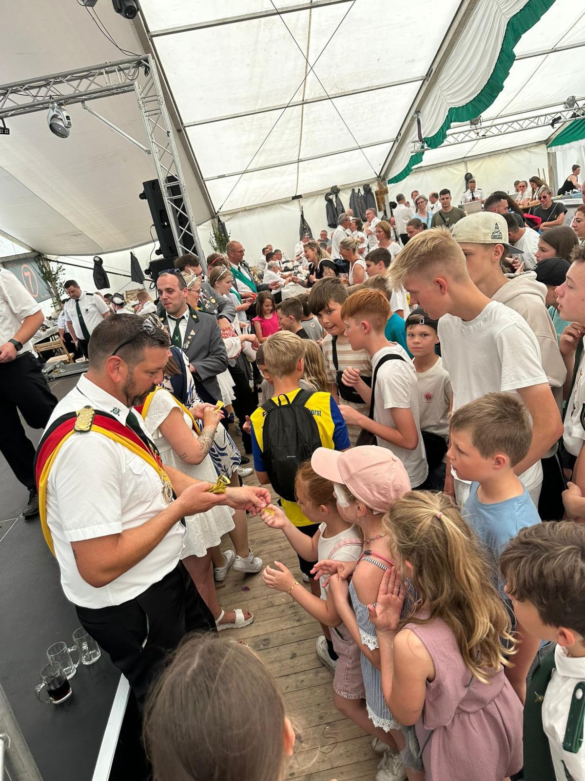 Schützenfest Müden-Dieckhorst: Festprogramm - Fotos und Videos vom Fest!