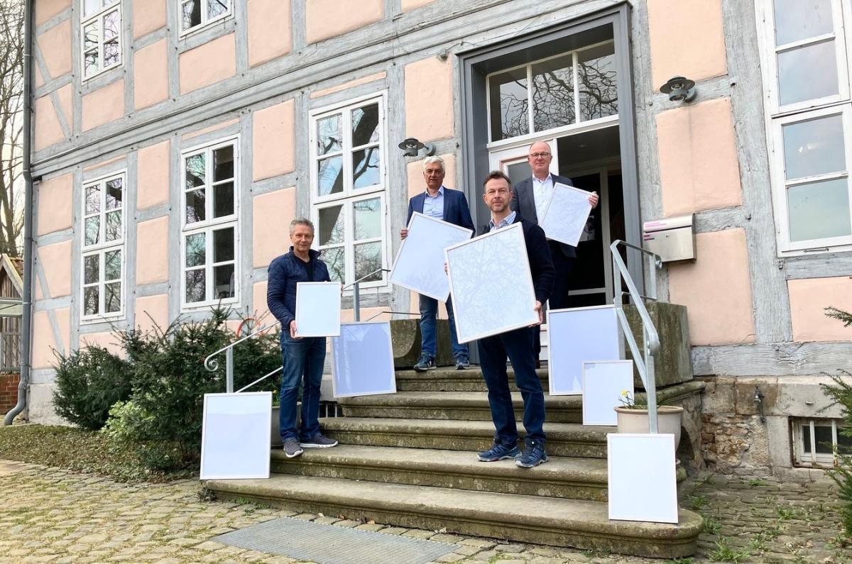 Stiftergemeinschaft der Sparkasse unterstützt Künstlerhaus Meinersen mit 900 Euro Stiftergemeinschaft der Sparkasse unterstützt Künstlerhaus Meinersen mit 900 Euro