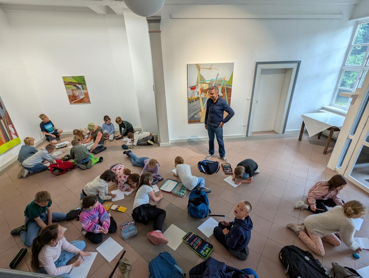 Schul-Besuch im Künstlerhaus Meinersen – Einblick in die kreative Arbeit im Hause und zukünftige Zusammenarbeit