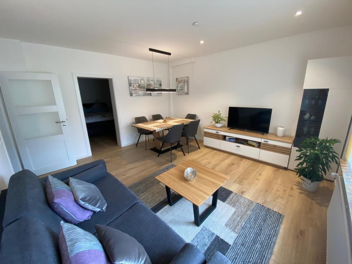 Ferienwohnung Hachmeister in Meinersen - Bis inkl. Mai für 75 € die Nacht. Zudem Frühstück optional buchbar. Ferienwohnung Hachmeister in Meinersen - Bis inkl. Mai für 75 € die Nacht. Zudem Frühstück optional buchbar.