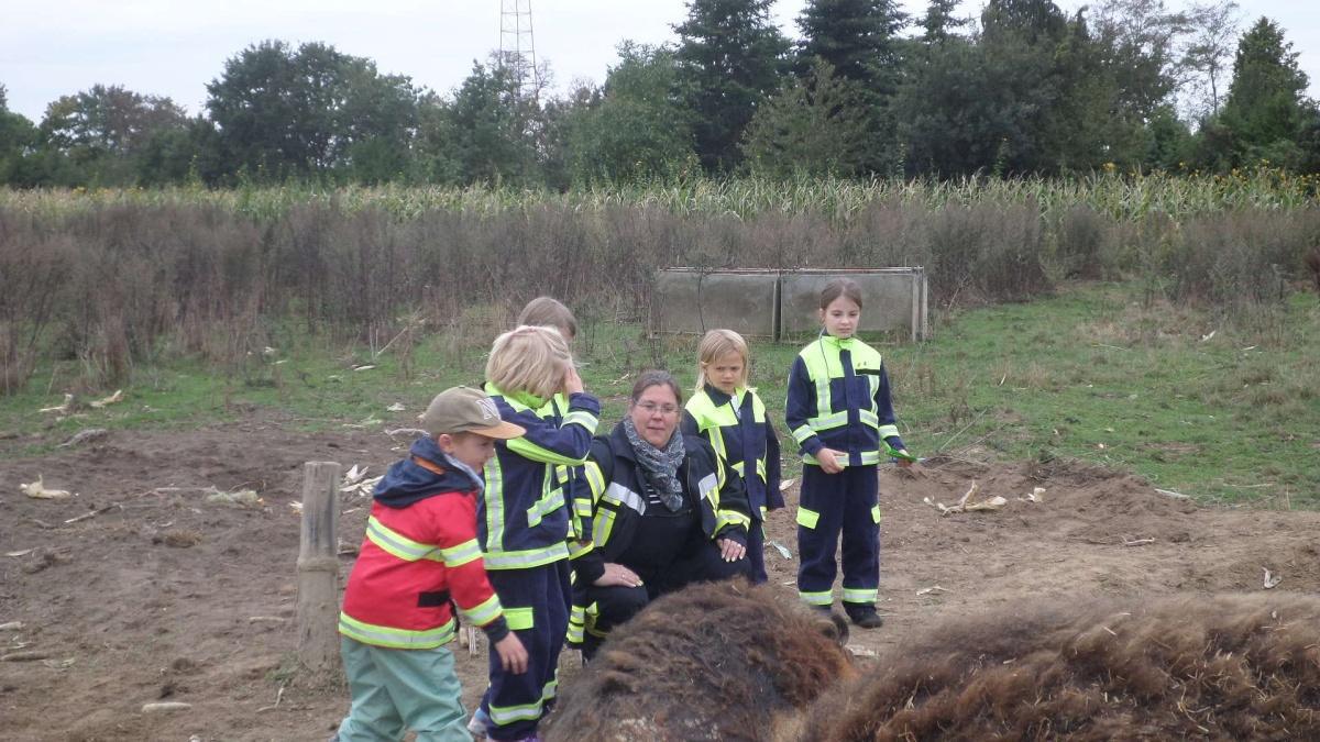 Kinderfeuerwehr Seershausen zu Besuch im Maislabyrinth 