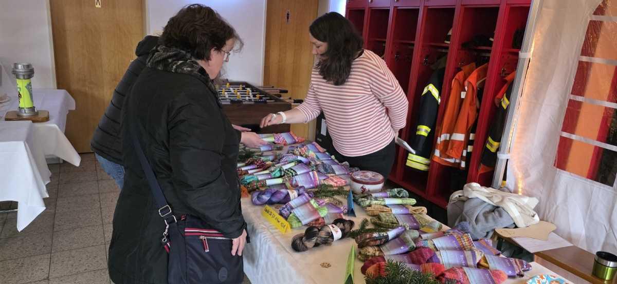 Mini-Weihnachtsmarkt der Jugendfeuerwehr Päse: Ein voller Erfolg mit großem Herz