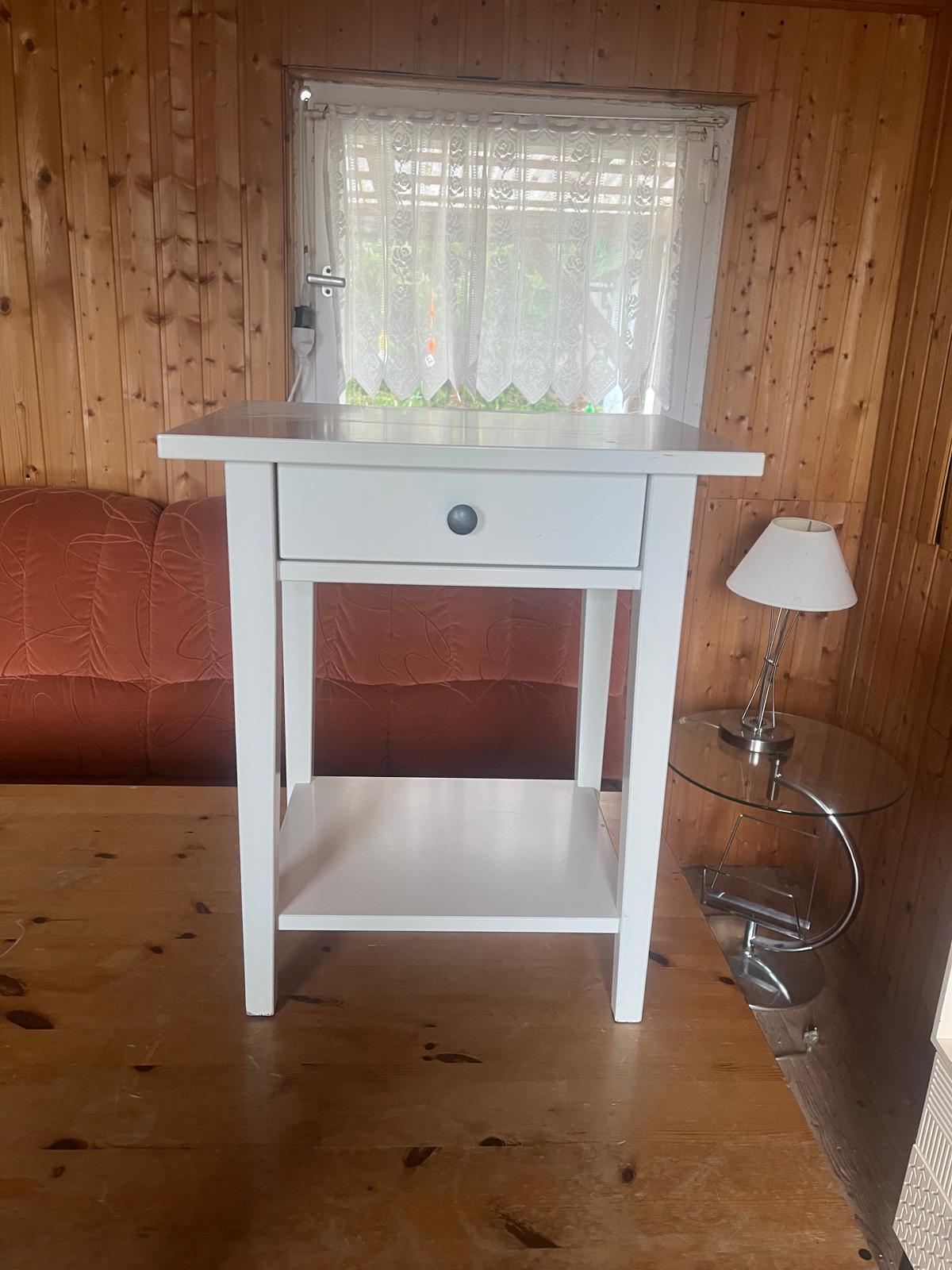 Div. Möbel kostenlos abzugeben