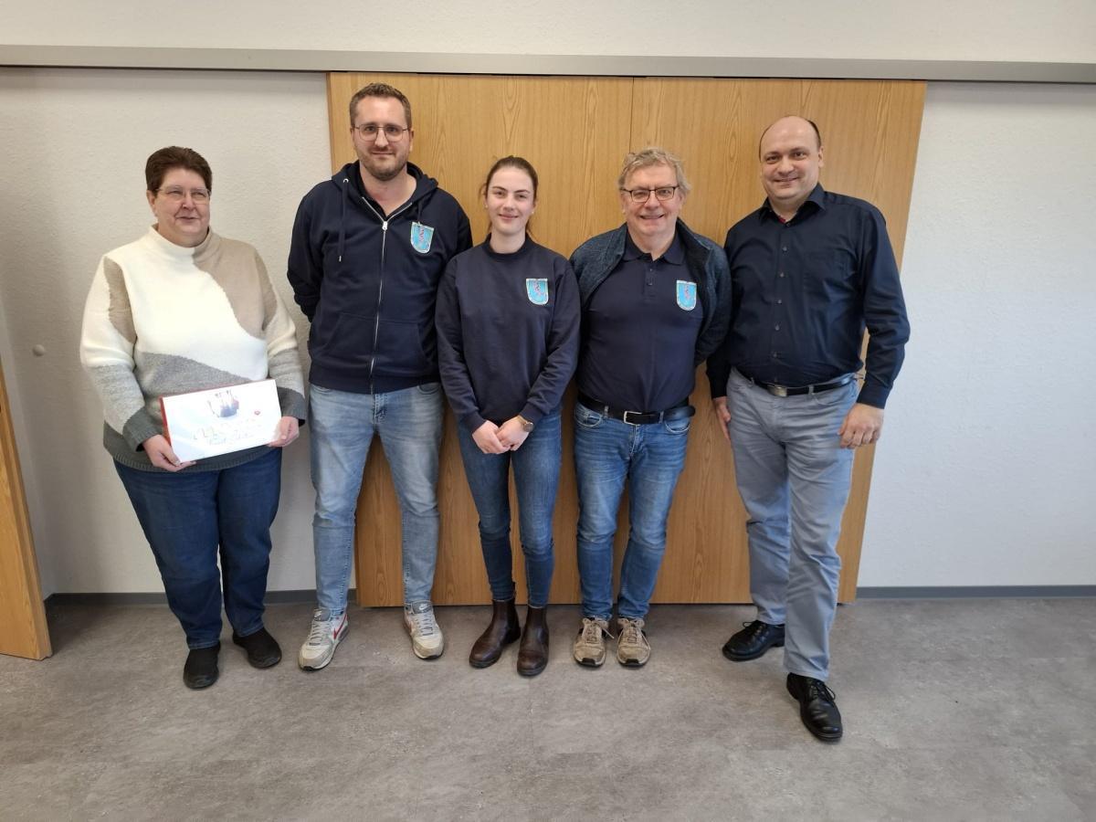 FWMZ Ahnsen/Meinersen: Neues Vorstandsteam gewählt – Birgit Littau gibt Posten nach 27 Jahren in jüngere Hände FWMZ Ahnsen/Meinersen: Neues Vorstandsteam gewählt – Birgit Littau gibt Posten nach 27 Jahren in jüngere Hände