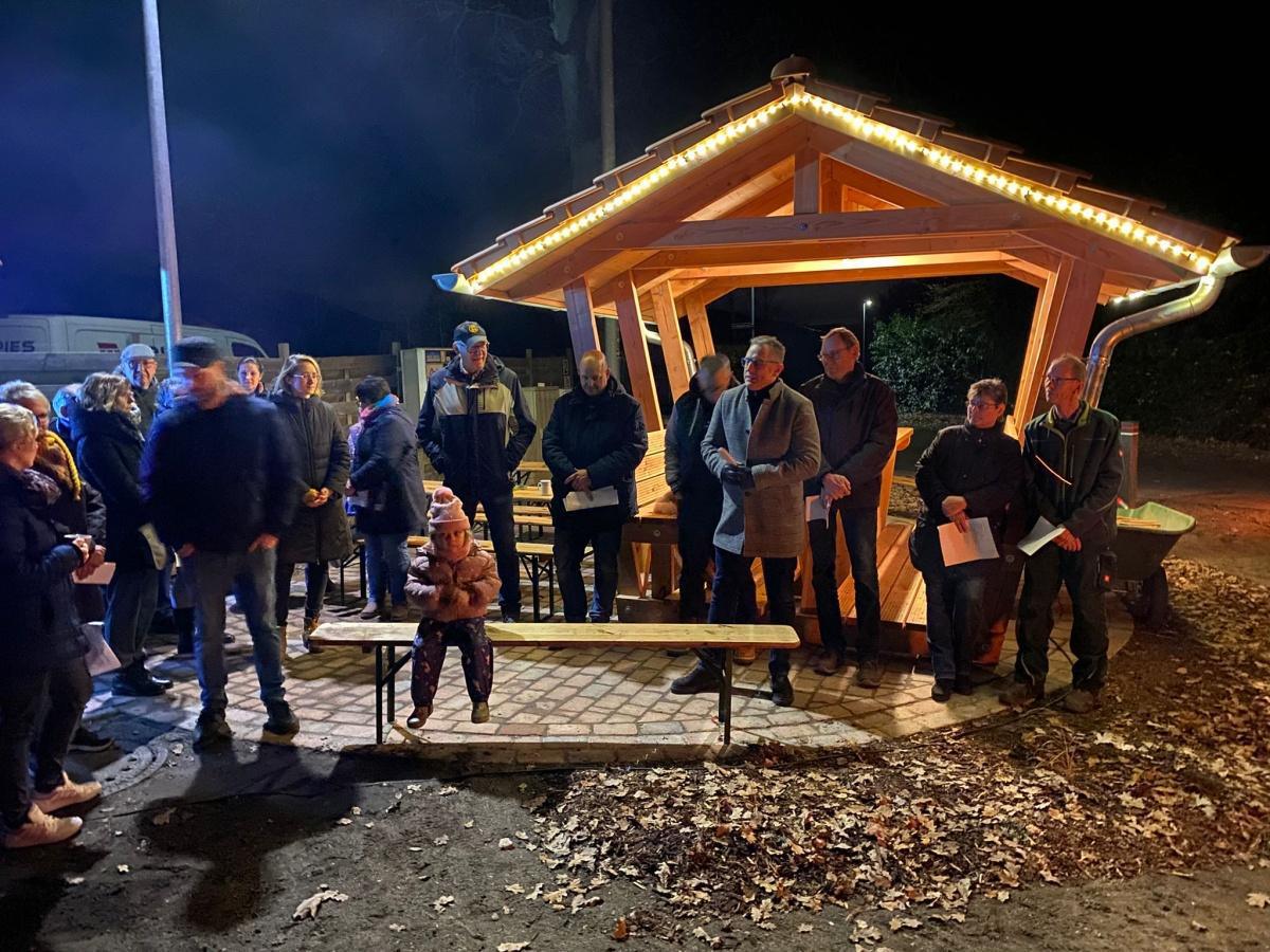 Gerstenbüttel: Einweihungsfeier Dorfplatz „Im Wildgarten“