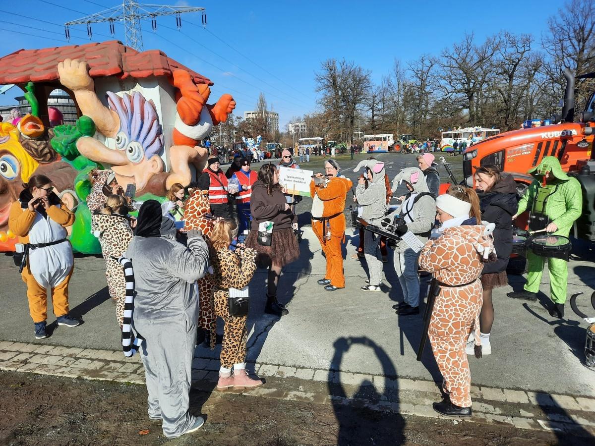 Müdener Spielmannszug beim 48. Braunschweiger Schoduvel Müdener Spielmannszug beim 48. Braunschweiger Schoduvel