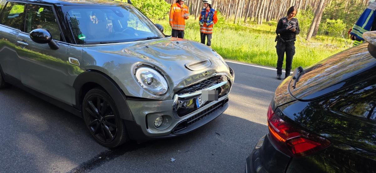 Zwei Leichtverletzte bei Unfall auf der B188 östlich von Meinersen