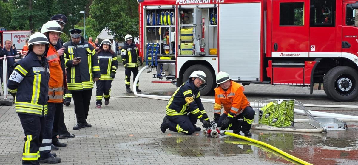 Feuerwehren der Samtgemeinde Meinersen zeigen beim Leistungsvergleich ihr Können