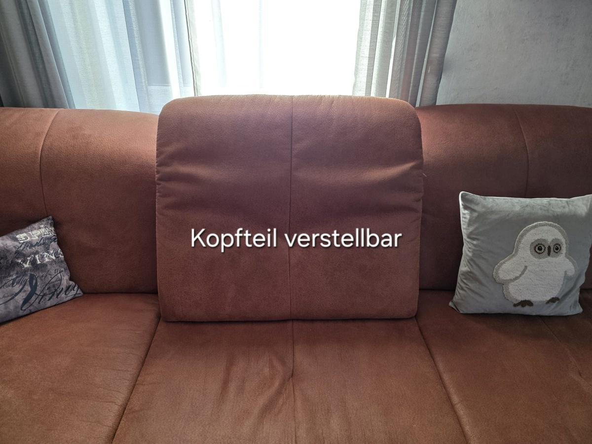 Großes Sofa mit vielen Funktionen zu verkaufen Großes Sofa mit vielen Funktionen zu verkaufen