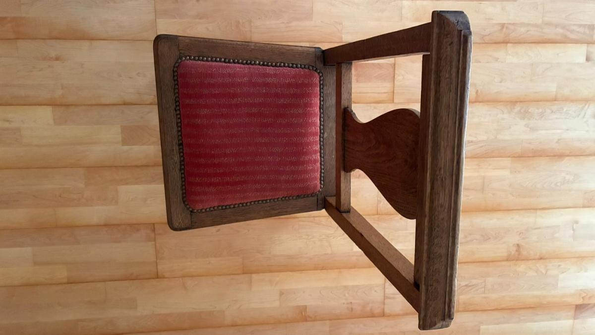 Antike Esszimmerstühle zu verkaufen