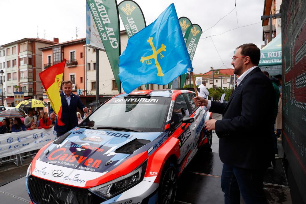 El presidente del Principado destaca la importancia deportiva del Rally Villa de Llanes