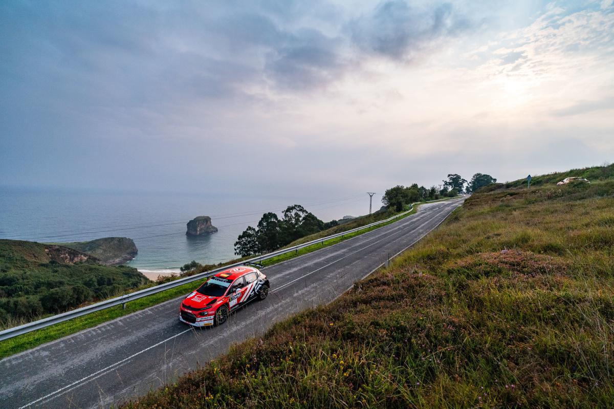 Ruiloba toma la delantera en una jornada llena de tensión Ruiloba toma la delantera en una jornada llena de tensión