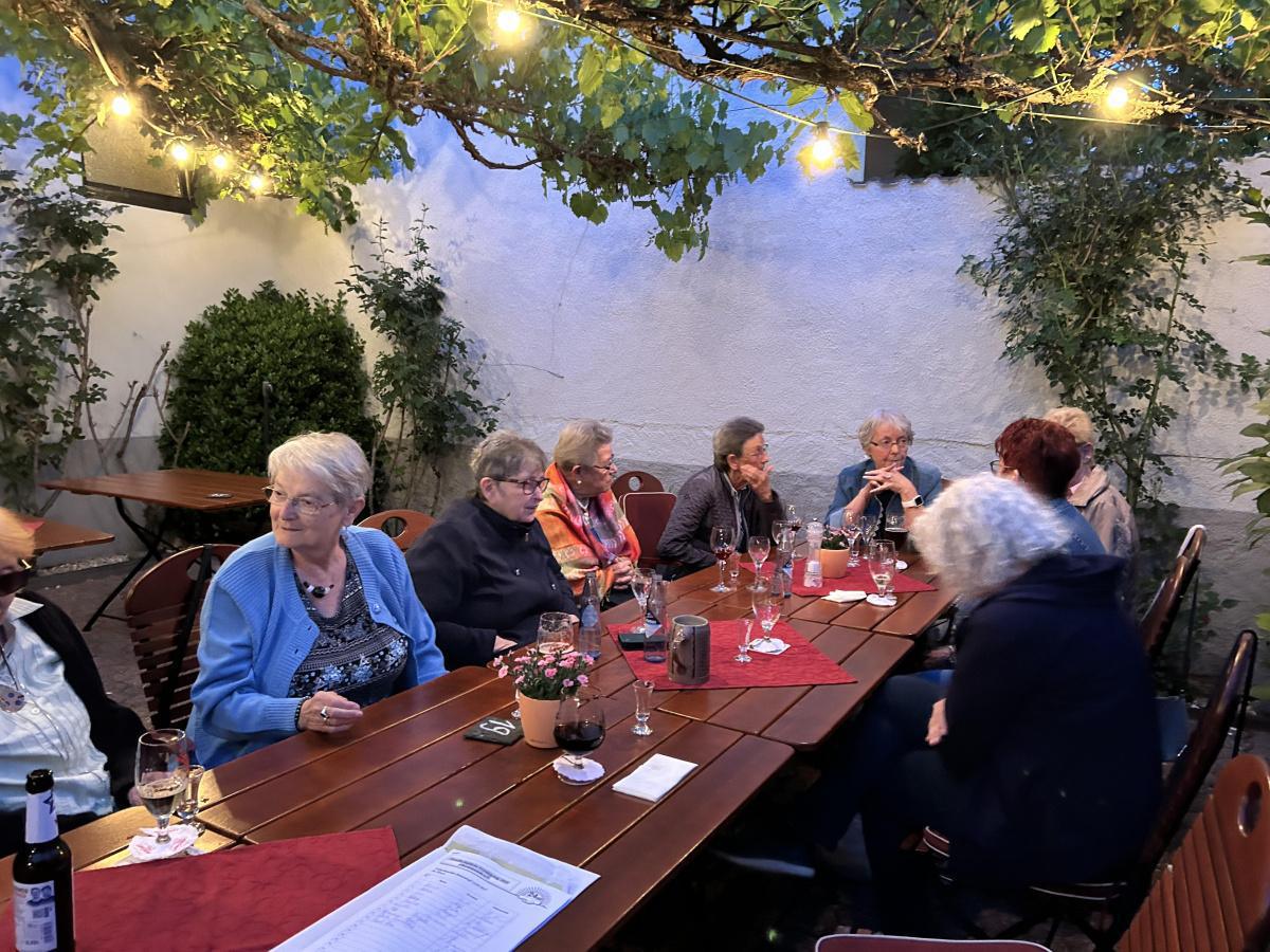 Damentreff 2025 Damentreff 2025