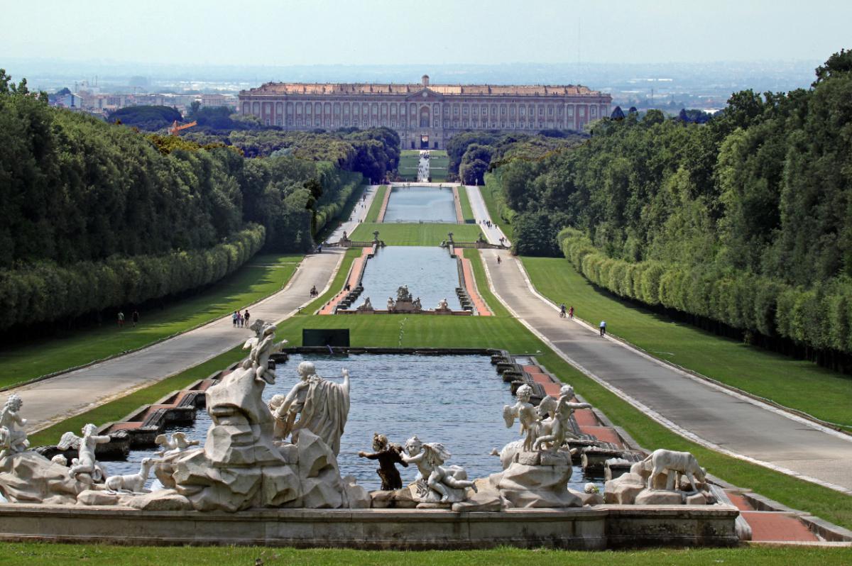 Tour Privato Vip di mezza giornata della Reggia di Caserta da Napoli