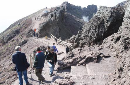 Pompeii and Mt Vesuvius Tour