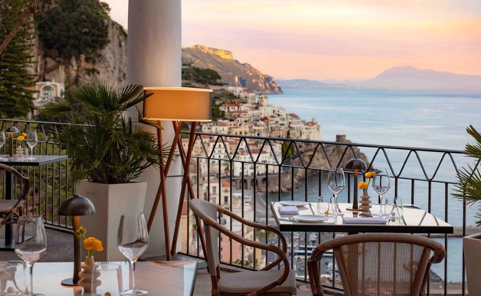 Amalfi Coast With Lunch from Naples