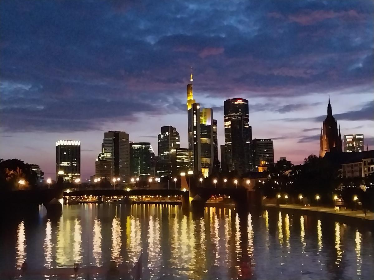 Le futur de la machine-outil sous les feux de l’EMO Le futur de la machine-outil sous les feux de l’EMO