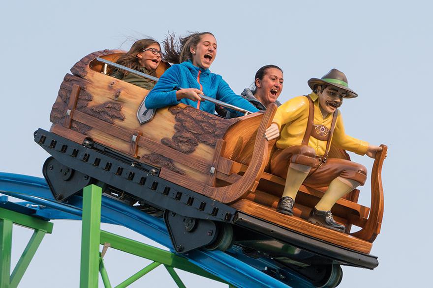 Weltweit höchstes Flugkarussell, Neuheiten und Klassiker Weltweit höchstes Flugkarussell, Neuheiten und Klassiker