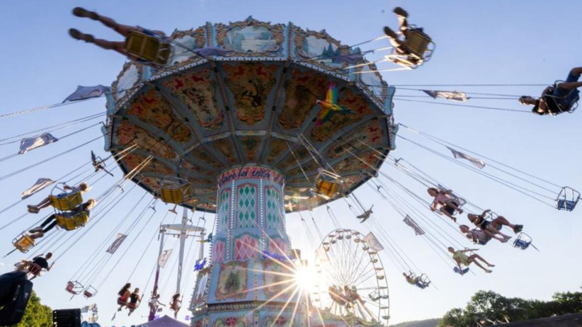 Über 500.000 Menschen beim Vogelschießen Über 500.000 Menschen beim Vogelschießen