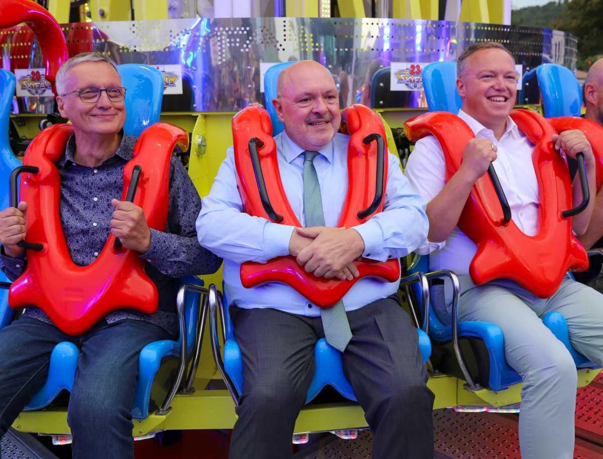 Spektakel, Kultur und Harmonie begeistern hunderttausende Besucher bei Thüringens größtem Volksfest Spektakel, Kultur und Harmonie begeistern hunderttausende Besucher bei Thüringens größtem Volksfest