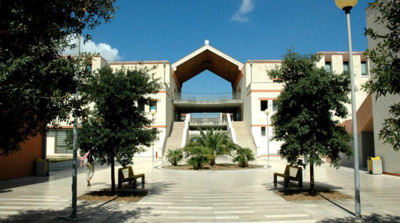 La Nascita del Polo Universitario Ecotekne a Monteroni di Lecce: Un Centro di Eccellenza per la Ricerca e l'Innovazione La Nascita del Polo Universitario Ecotekne a Monteroni di Lecce: Un Centro di Eccellenza per la Ricerca e l'Innovazione