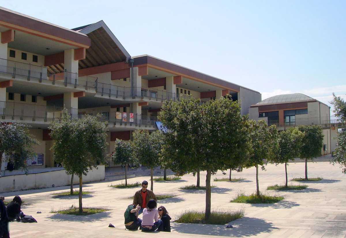 La Nascita del Polo Universitario Ecotekne a Monteroni di Lecce: Un Centro di Eccellenza per la Ricerca e l'Innovazione