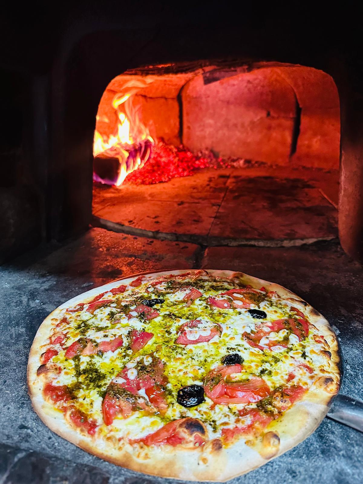 Pizzas au feu de bois