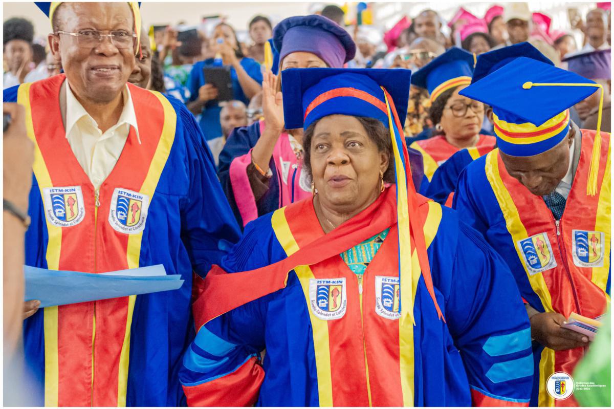 Hommage à Marie Claire OMANYONDO : première femme Docteure en Sciences Infirmières en RDC et première femme professeure de l'ISTM-KIN