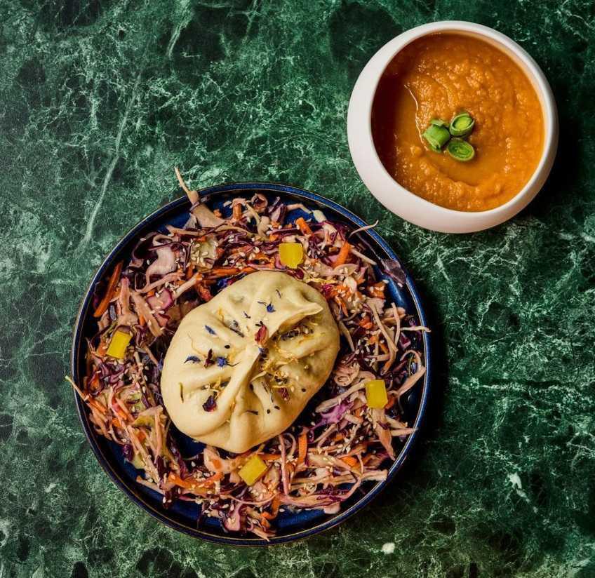 Chez Ch’ti Bao, Arounie revisite des recettes françaises en version street food asiatique.