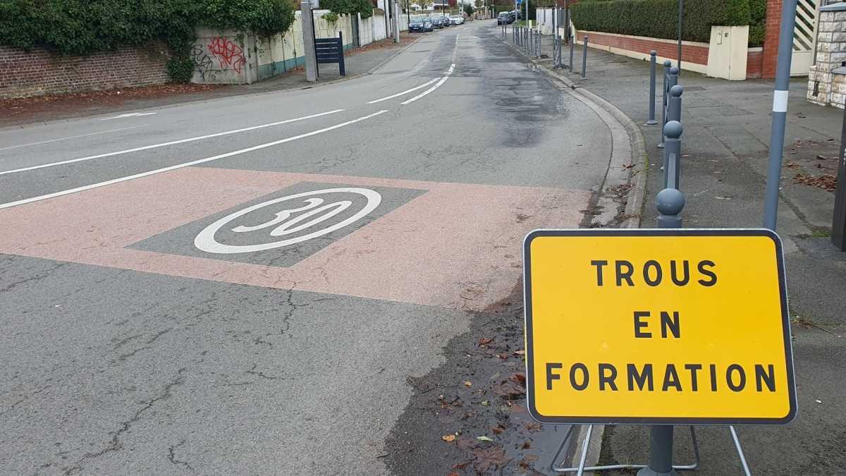 Nids de poule : le miracle de l'enrobé projeté n'a pas eu lieu.