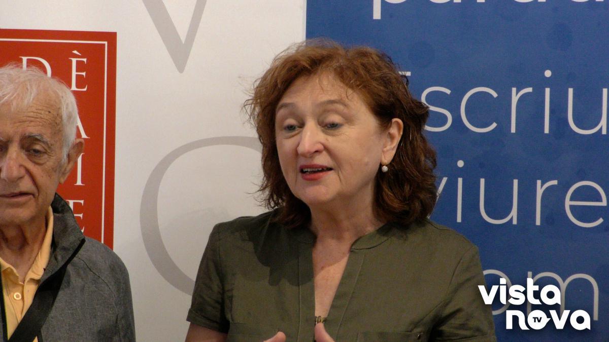 Llega a Dénia la exposición “Maria Ibars. Un paisatge de paraules. Escriure i viure a l’ombra del Montgó” Llega a Dénia la exposición “Maria Ibars. Un paisatge de paraules. Escriure i viure a l’ombra del Montgó”