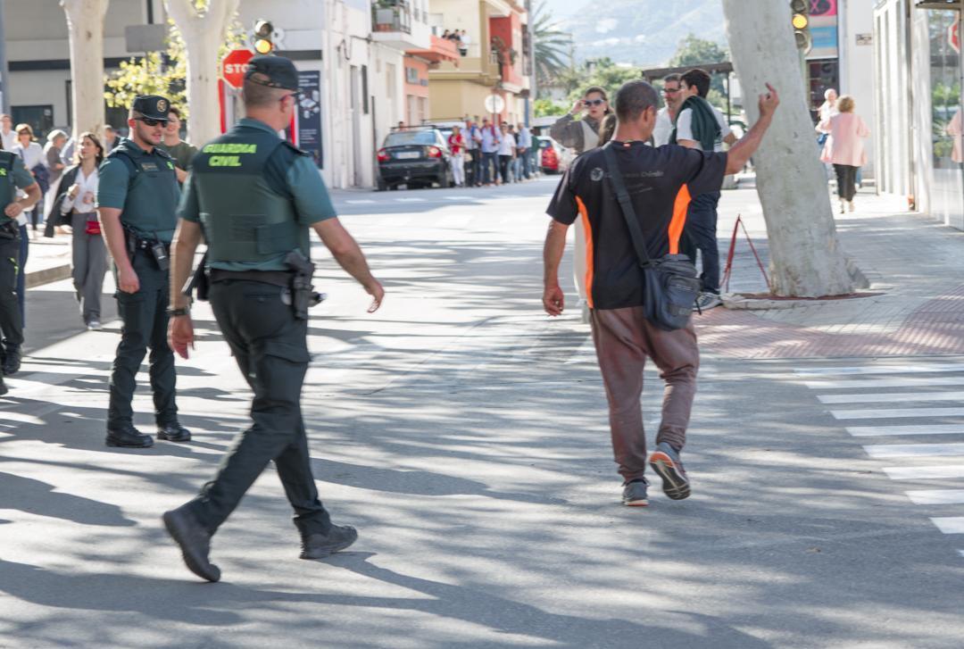 Ondara celebra un festival taurino benéfico entre aficionados y protestas Ondara celebra un festival taurino benéfico entre aficionados y protestas