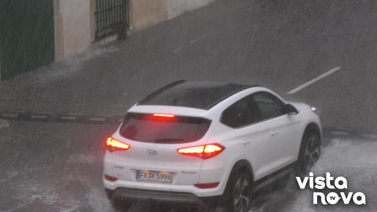 Calles cortadas en Dénia por las fuertes lluvias Calles cortadas en Dénia por las fuertes lluvias
