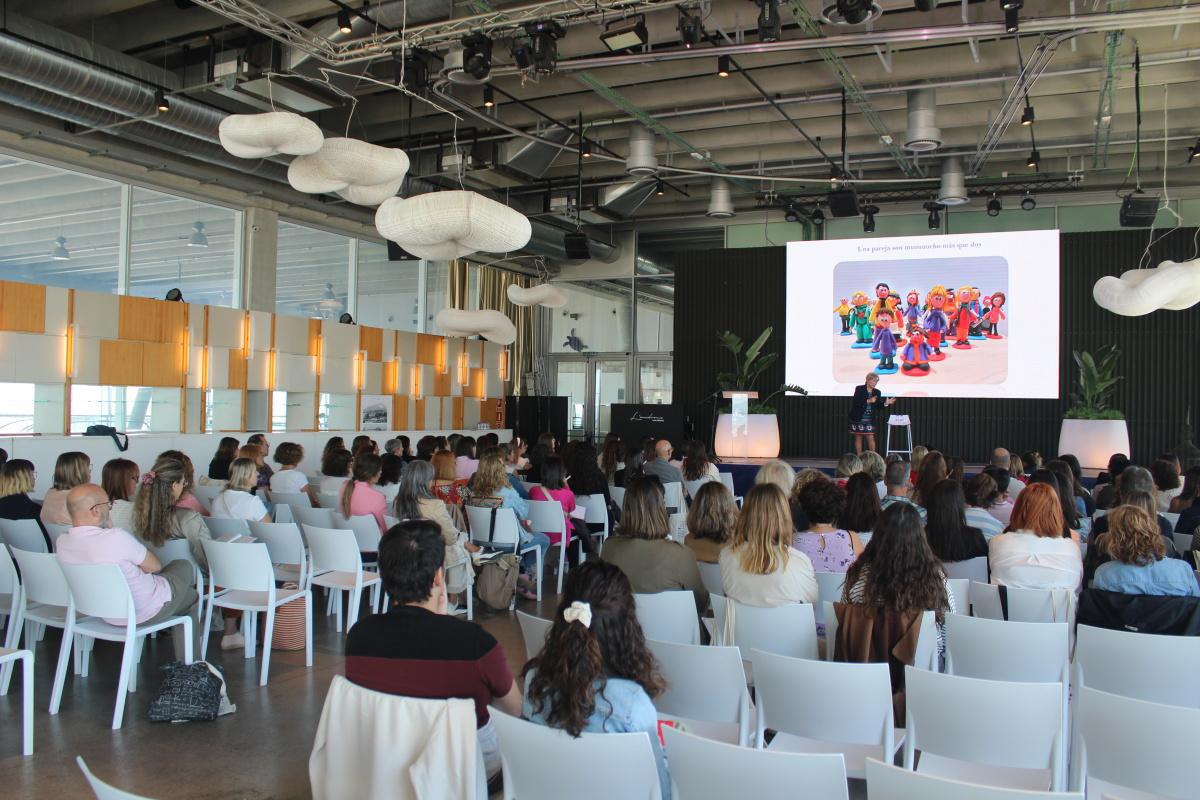 Éxito de participación en la II Jornada de Educación Emocional celebrada en Dénia Éxito de participación en la II Jornada de Educación Emocional celebrada en Dénia