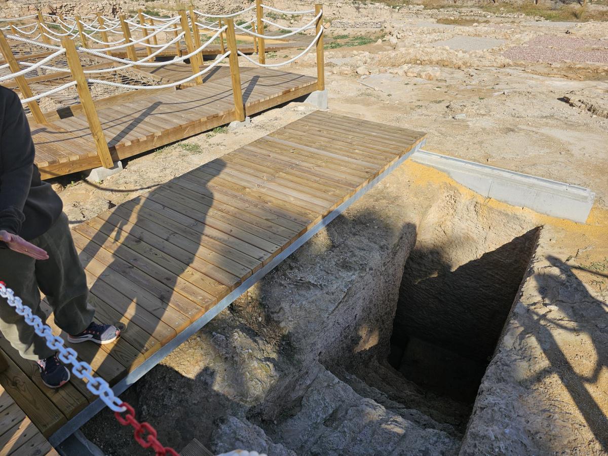 Finalizan los trabajos de adecuación que permitirán abrir Banys de la Reina al público Finalizan los trabajos de adecuación que permitirán abrir Banys de la Reina al público