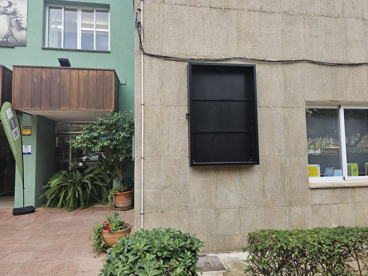 Dénia implementa pantallas en sus calles para informar sobre alertas meteorológicas en tiempo real Dénia implementa pantallas en sus calles para informar sobre alertas meteorológicas en tiempo real