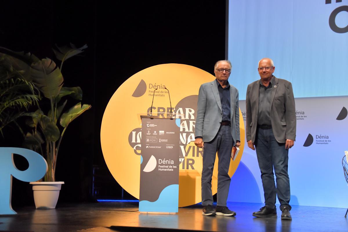 El Festival de les Humanitats de Dénia se afianza como espacio de reflexión con una exitosa tercera edición El Festival de les Humanitats de Dénia se afianza como espacio de reflexión con una exitosa tercera edición