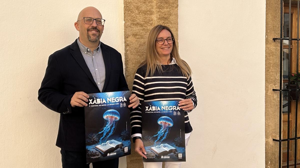 Vicente Garrido y Carme Chaparro entre los protagonistas de Xàbia Negra Vicente Garrido y Carme Chaparro entre los protagonistas de Xàbia Negra